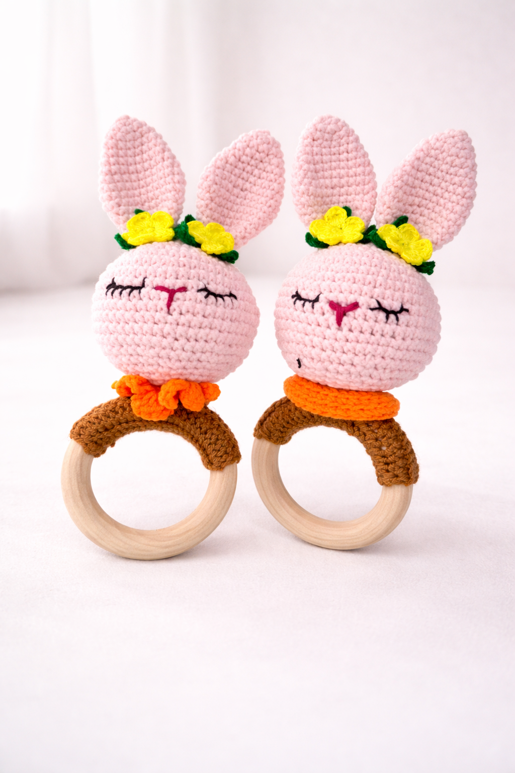 Crochet rabbit rattle learning topic